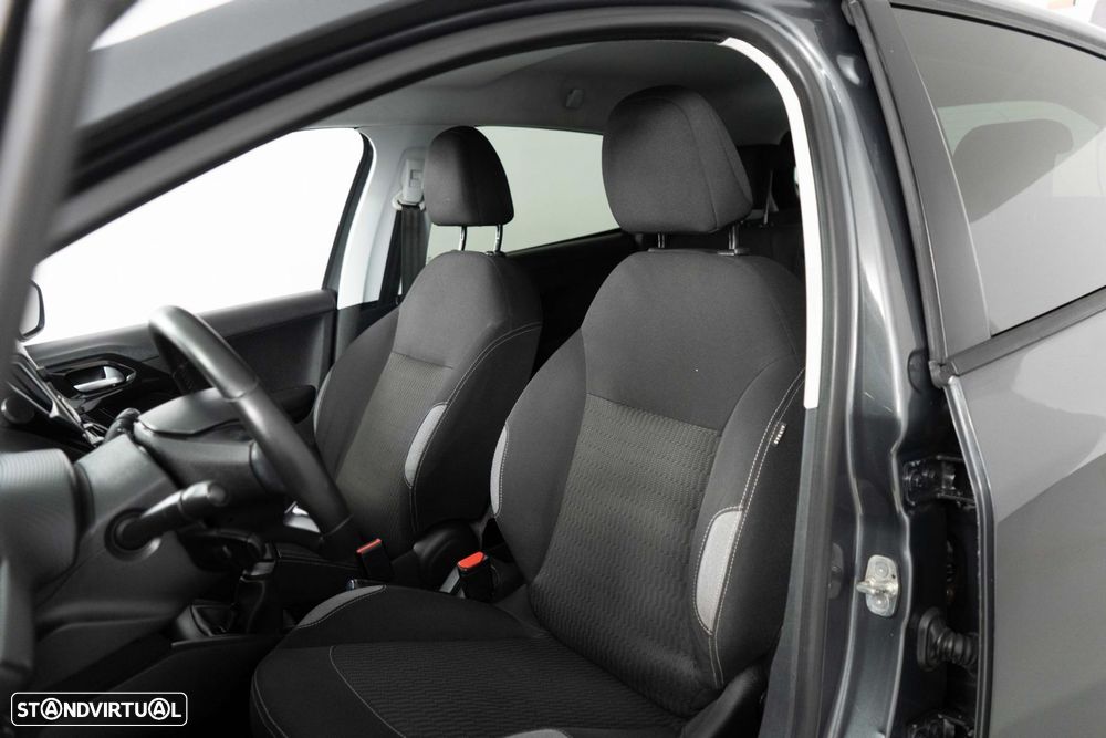 Peugeot 208 1.2 PureTech Style - 10