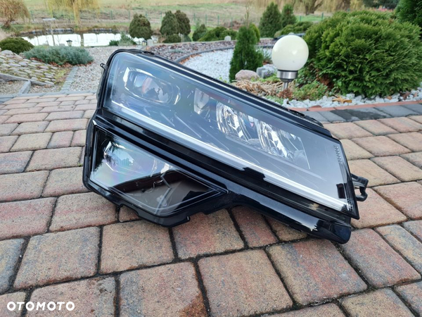 Skoda Karoq lampa full led prawa demontaz komplet