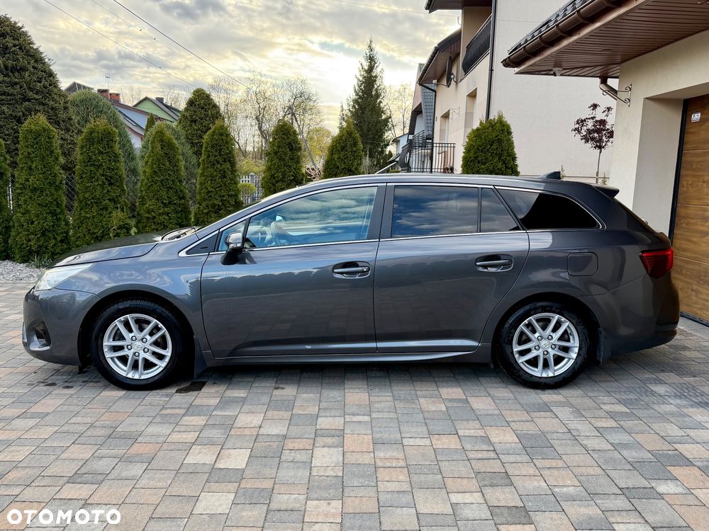 Toyota Avensis Touring Sports 1.8 Edition S+ - 3