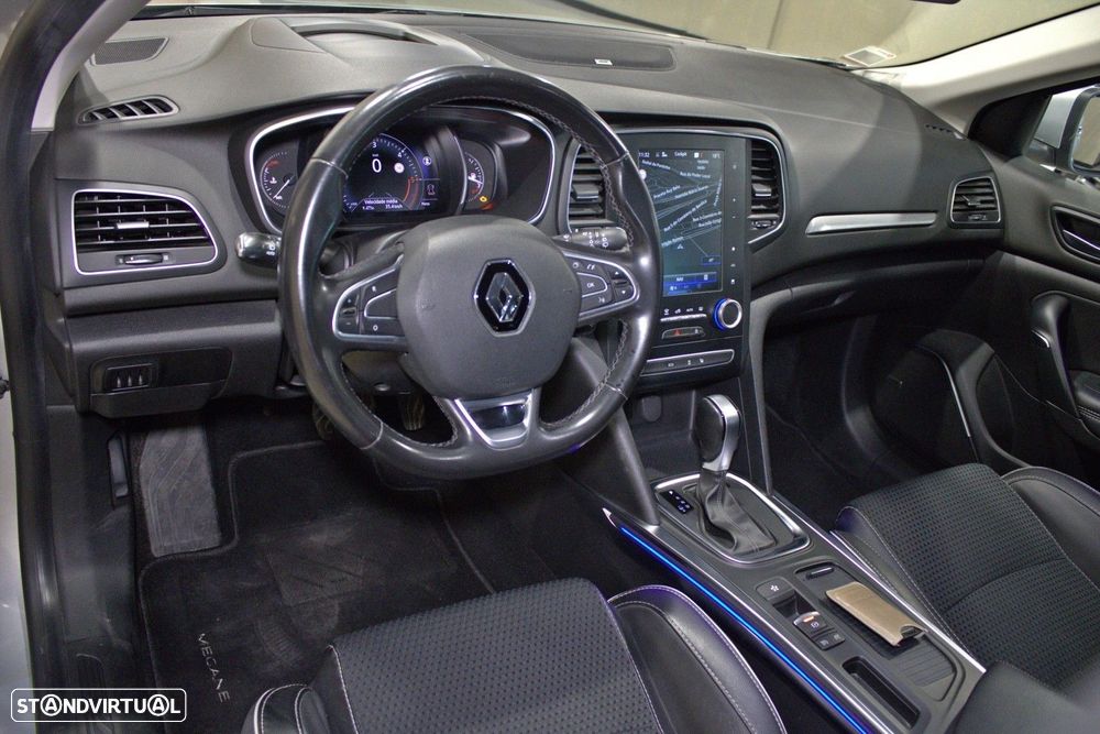 Renault Mégane Sport Tourer 1.5 dCi Bose Edition EDC - 24