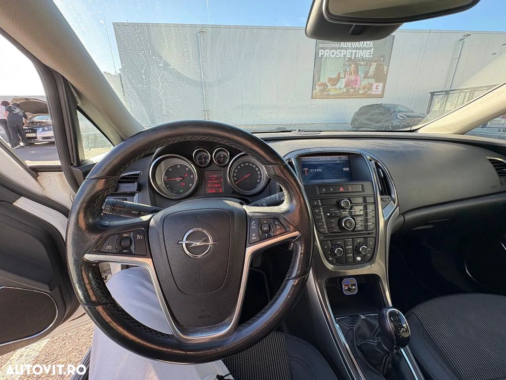 Opel Astra 1.7 CDTI DPF - 9