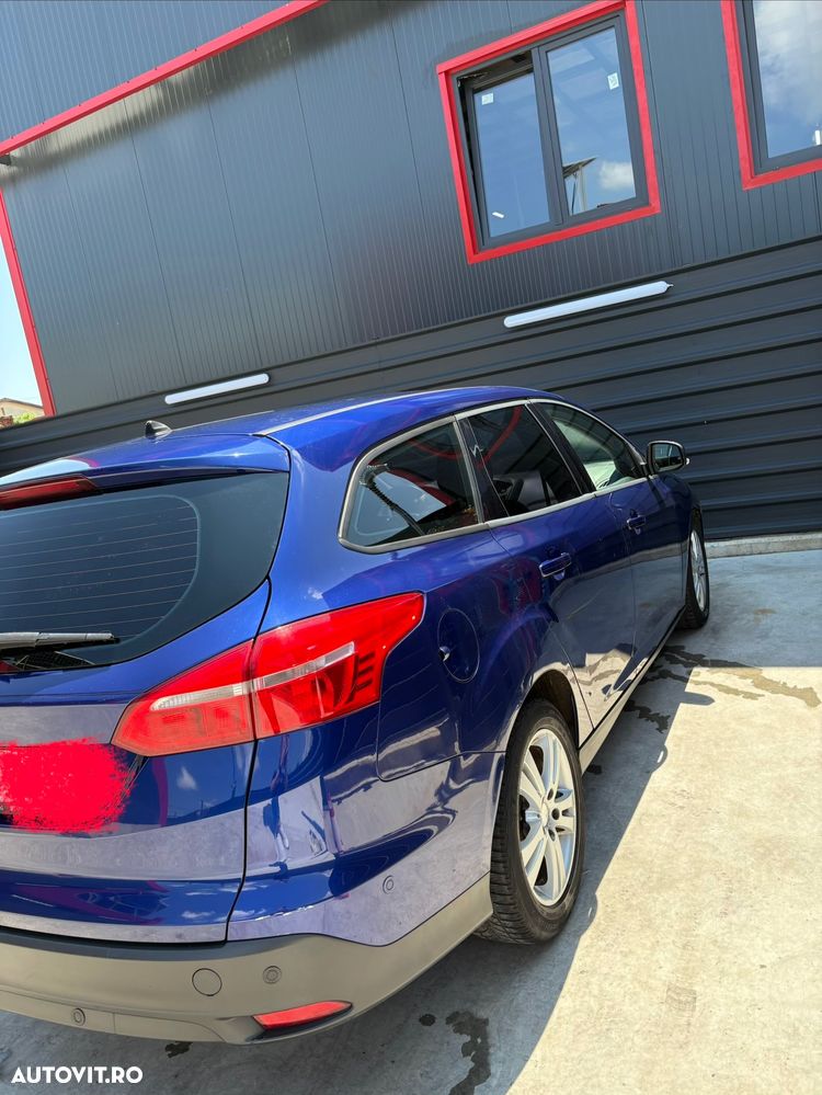 Ford Focus 1.6 TDCI DPF Titanium - 1
