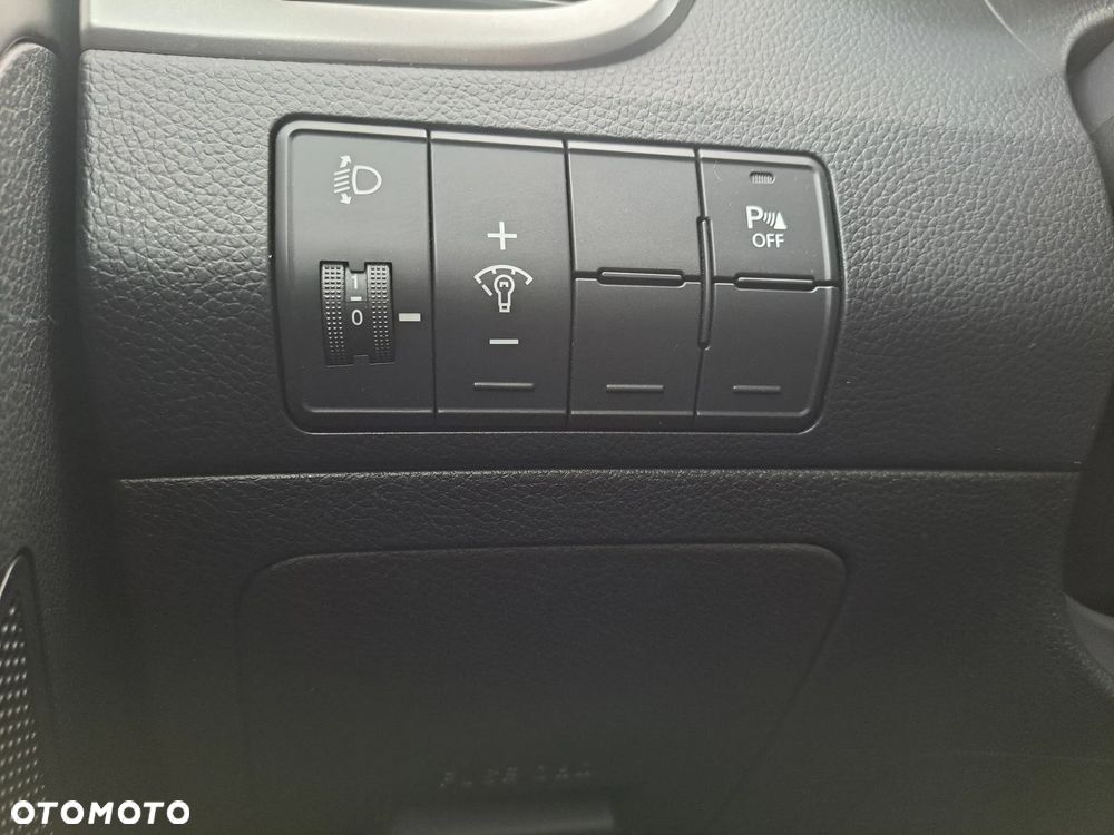 Hyundai i30 i30cw 1.6 CRDi Intro Edition - 25