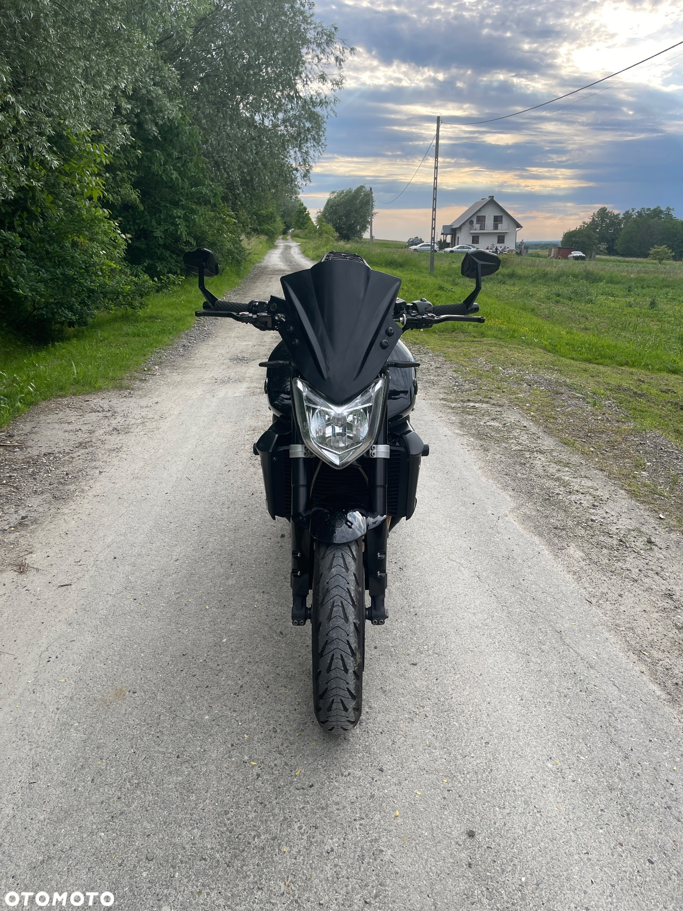 Yamaha FZ - 8