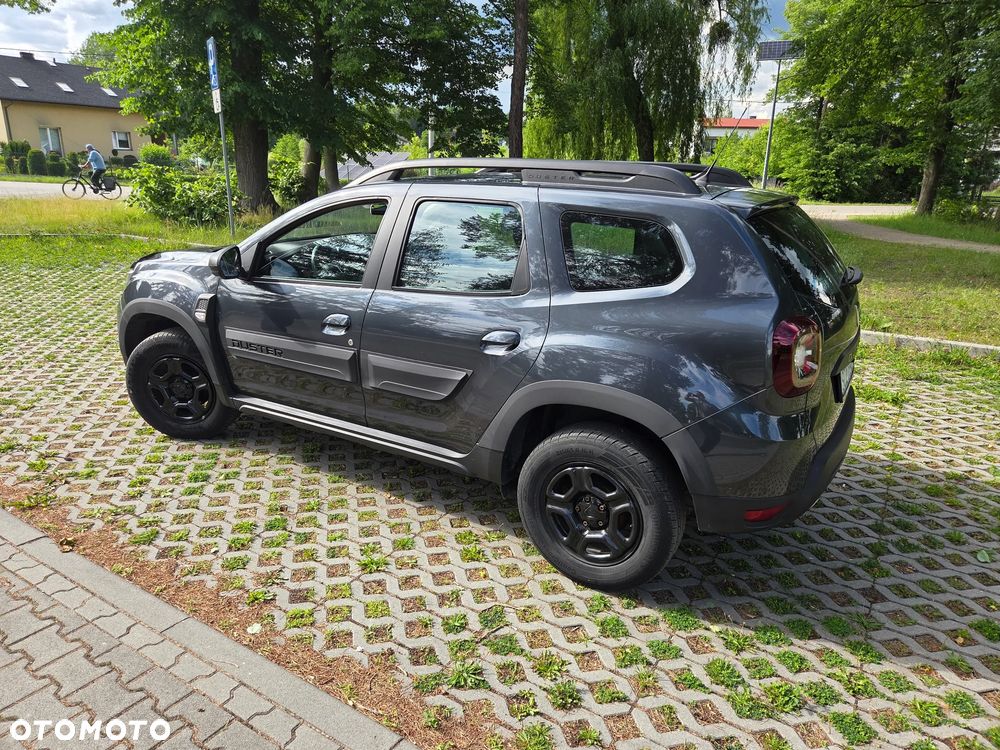 Dacia Duster 1.6 SCe Laureate S&S - 8