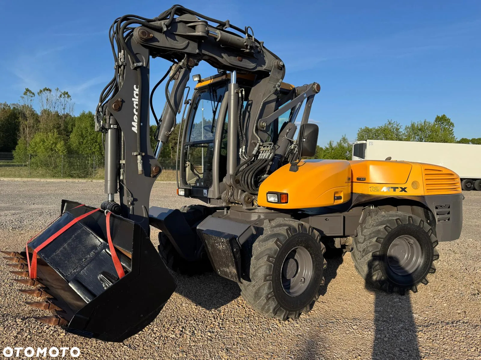 Mecalac 12 MTX 9260 kg Koparko Ładowarka - 3