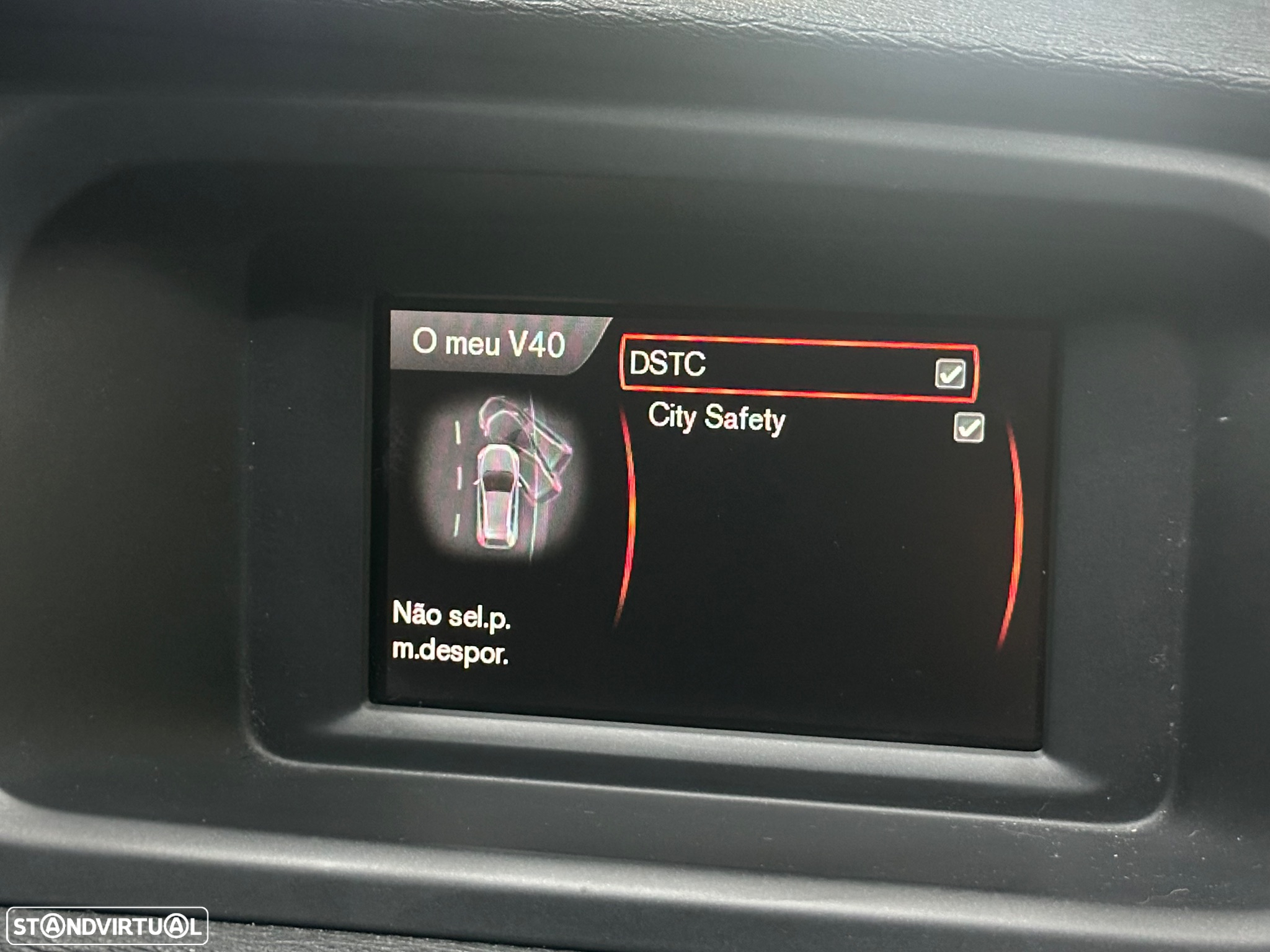 Volvo V40 Cross Country 1.6 D2 Momentum - 22