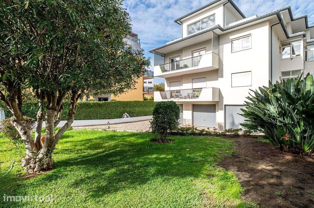 Apartamento t2 à venda na Rua Doutor António Dias Pinheiro - Grande imagem: 2/39