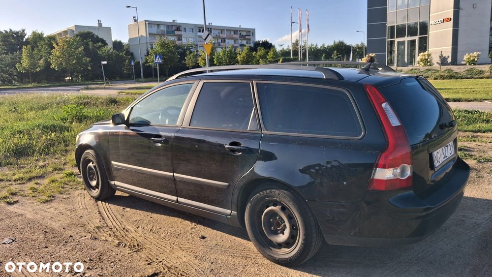 Volvo V50 1.8 - 9