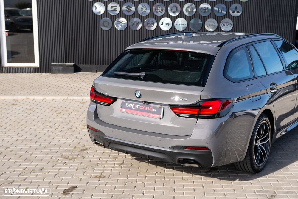 BMW 520 e Pack M - 9