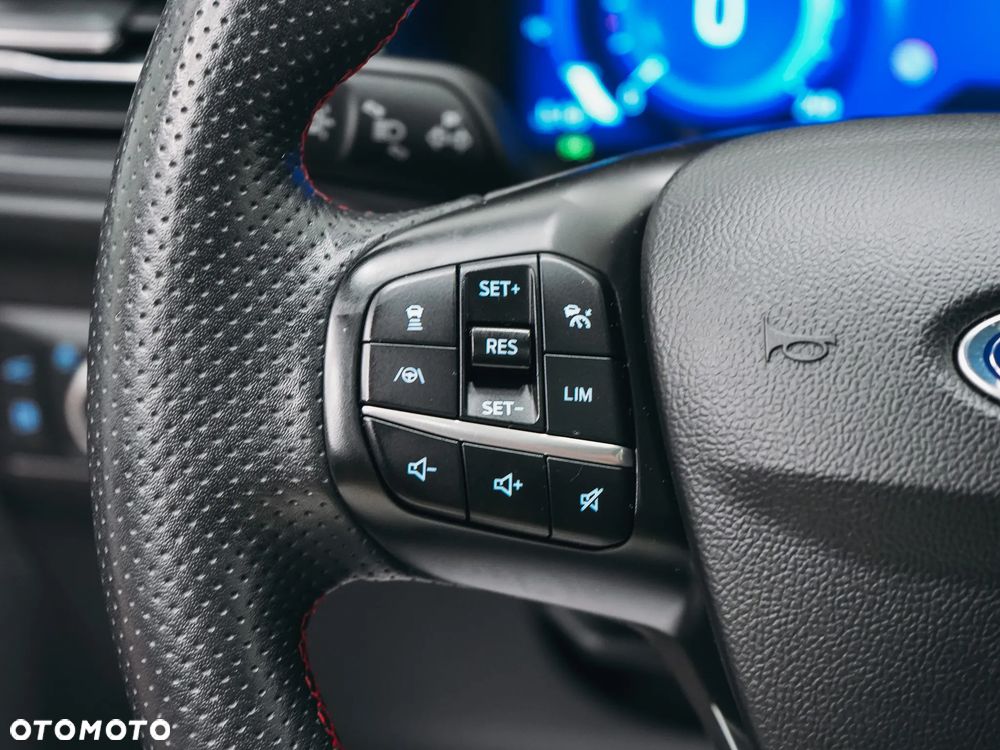 Ford Kuga 2.5P PHEV FWD ST-Line X - 19