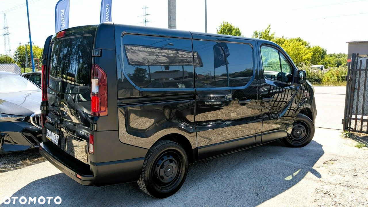 Opel Vivaro - 9