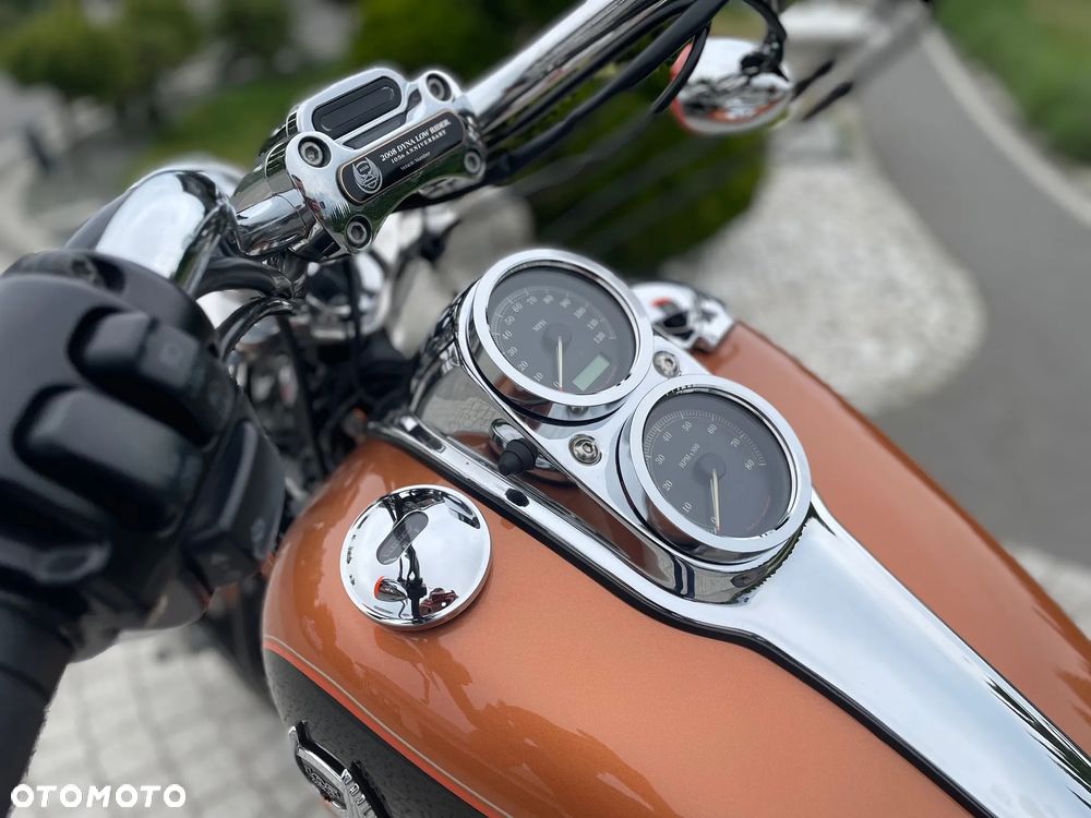 Harley-Davidson Dyna - 3