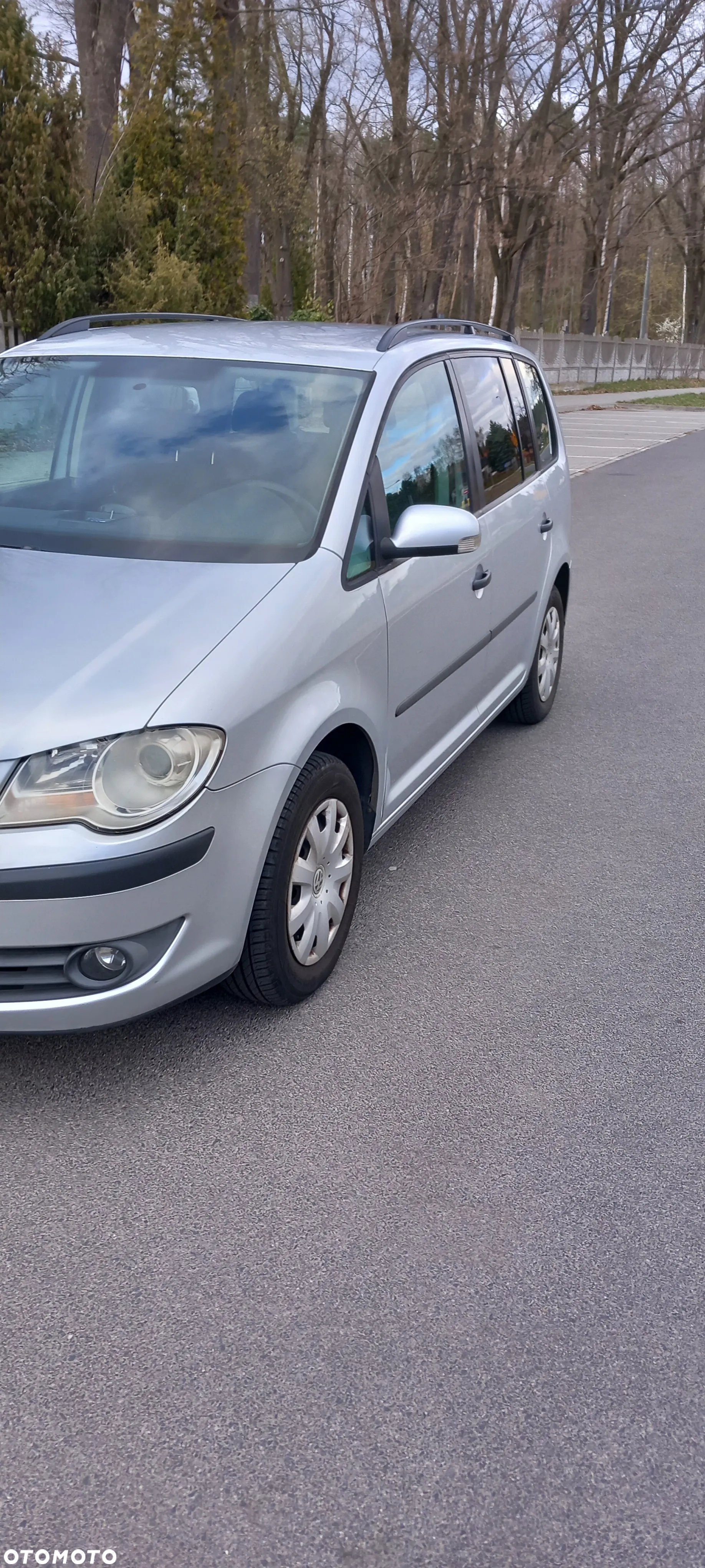 Volkswagen Touran 1.6 Conceptline - 3