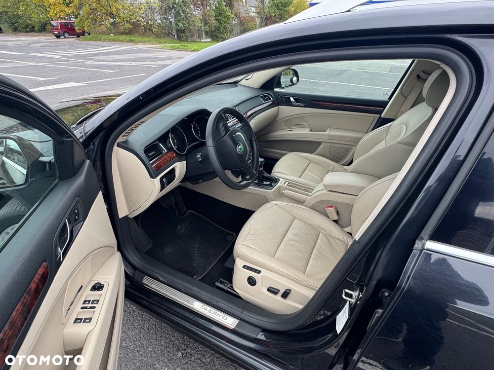 Skoda Superb 1.8 TSI Elegance DSG - 5