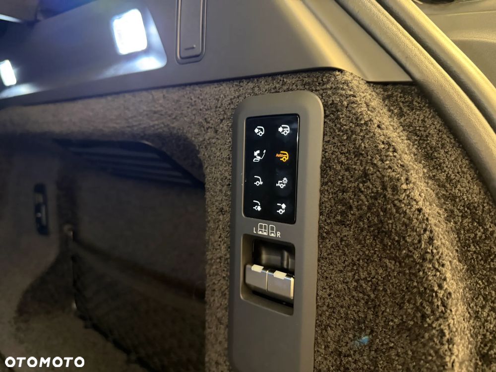 Land Rover Range Rover D350 Autobiography - 25