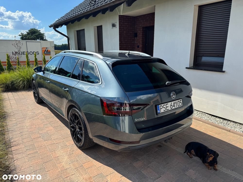 Skoda Superb 1.5 TSI ACT DSG Sportline - 4