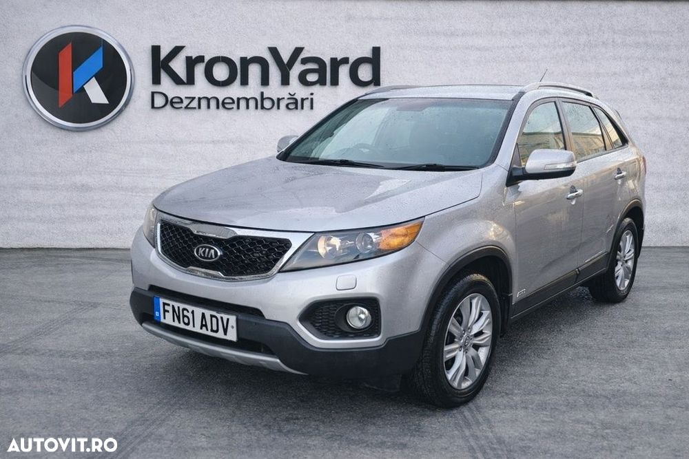Dezmembrari dezmembrez  Kia Sorento II 2.2 D 2009-2015 D4HB - 3