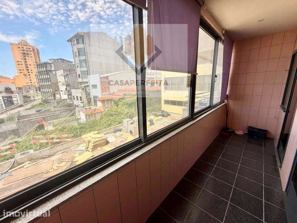 Apartamento T1 Junto à Rotunda de Santo Ovídio - Vila Nova de Gaia - Grande imagem: 5/11