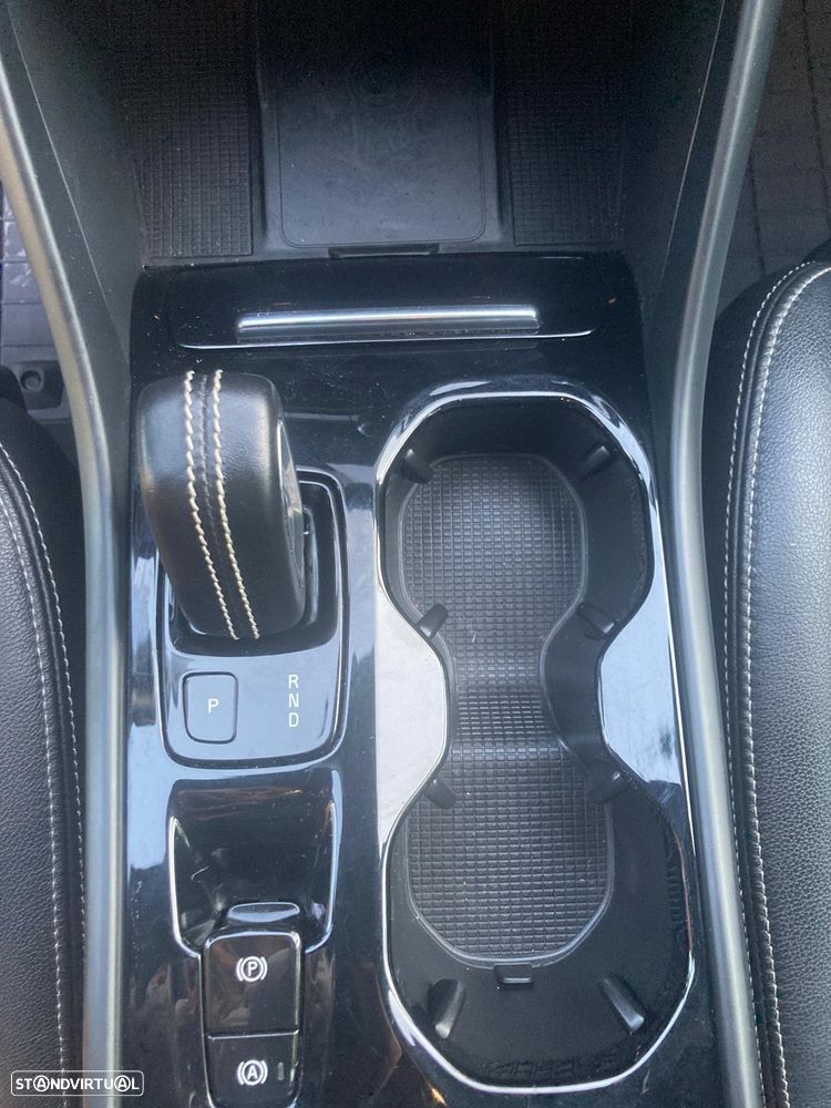Volvo XC 40 1.5 T5 PHEV R-Design - 5
