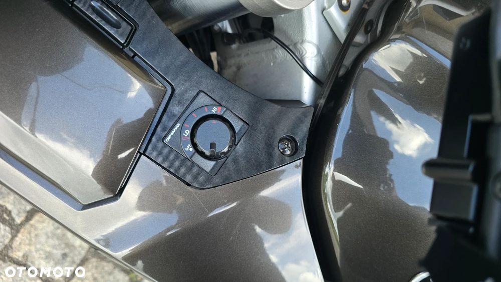 Yamaha FJR - 17