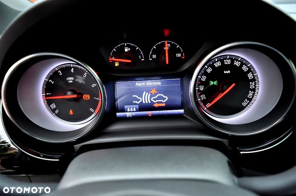 Opel Astra 1.4 Turbo Sports Tourer Dynamic - 32