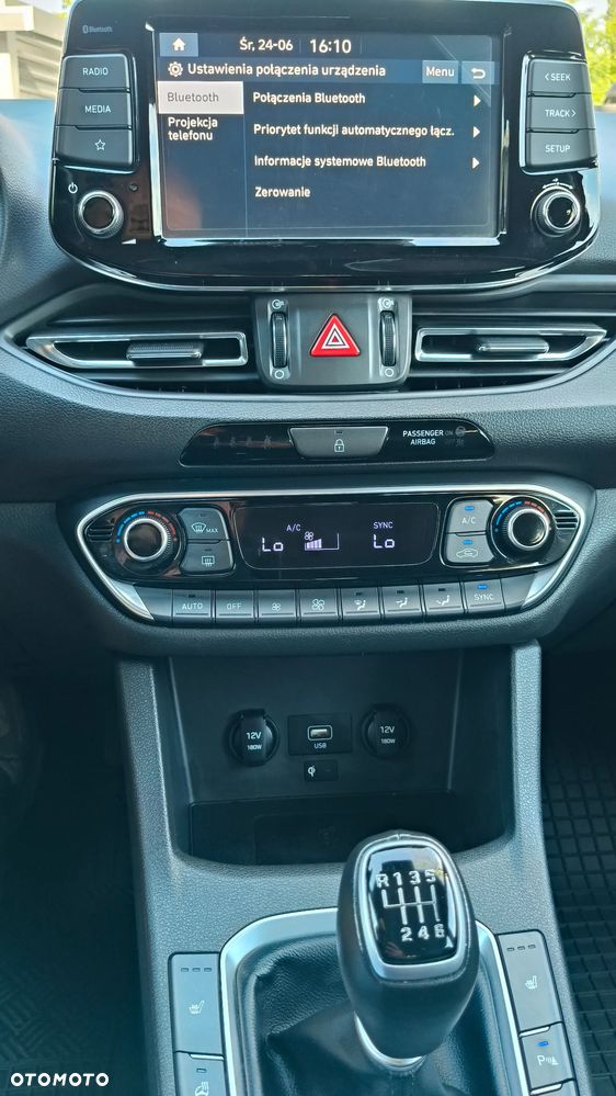 Hyundai i30 1.5 T-GDI 48V-Hybrid Trend - 28
