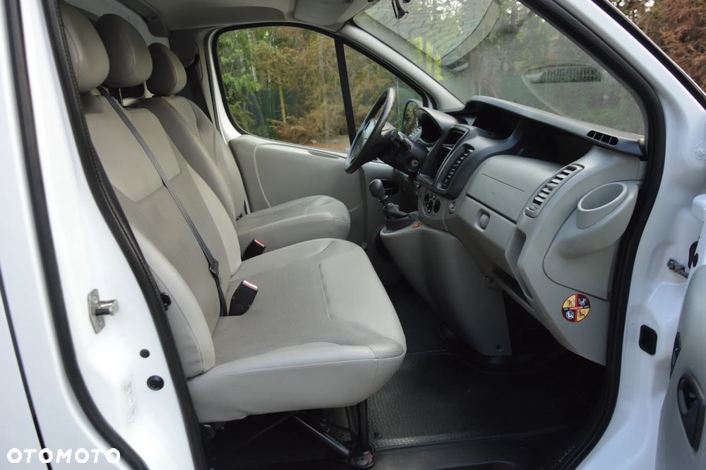 Opel VIVARO - 13