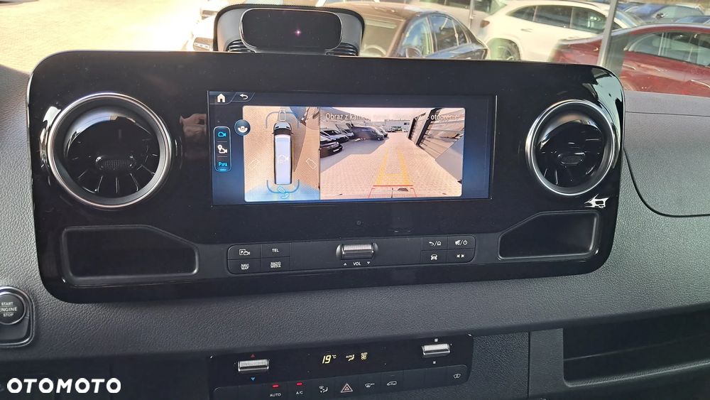 Mercedes-Benz Sprinter 319 CDI Furgon PRO L3H2 4x4 - 16