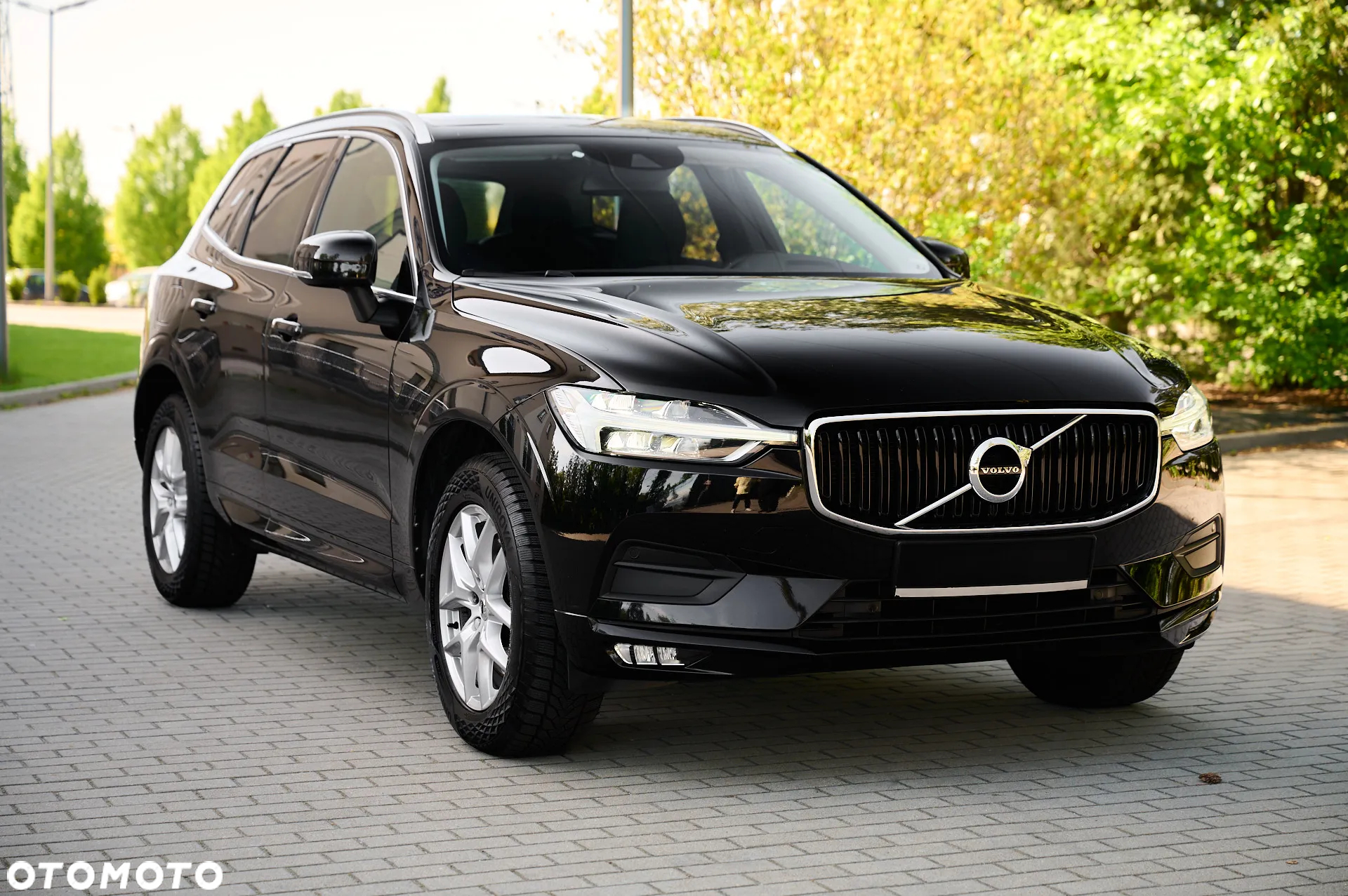 Volvo XC 60 D3 Momentum Pro - 4