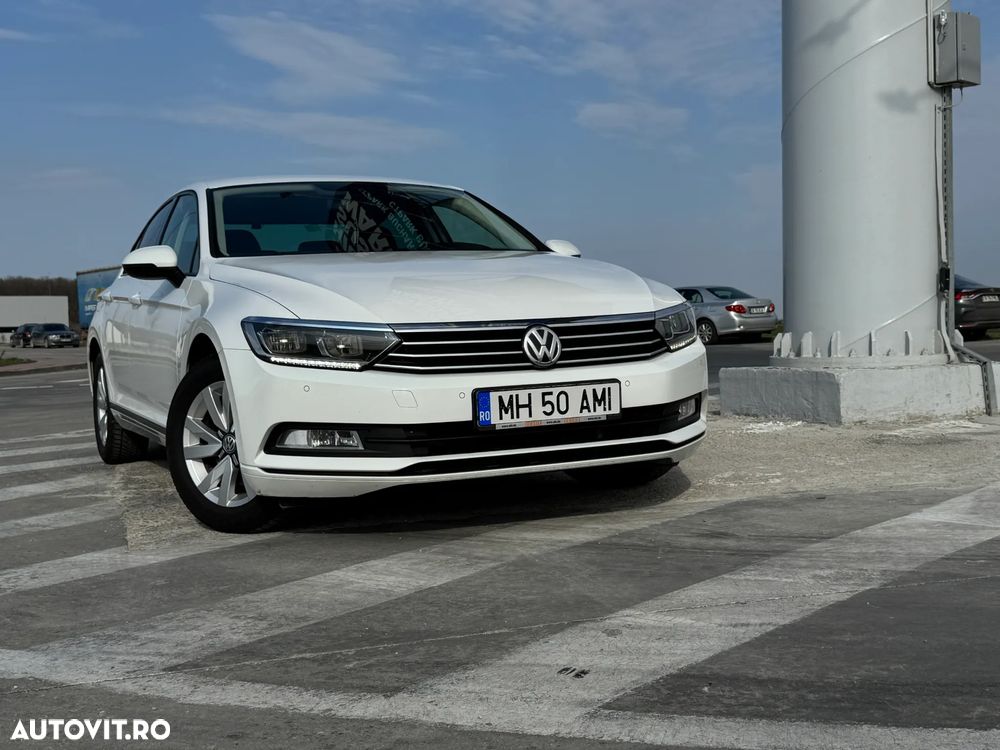 Volkswagen Passat - 13