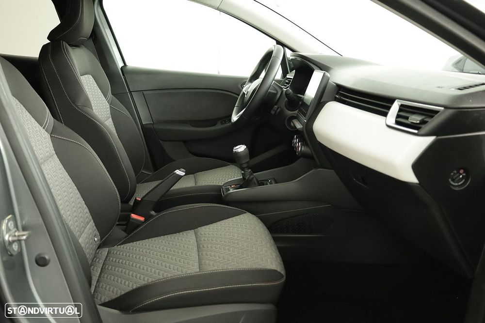 Renault Clio 1.0 TCe Evolution - 23