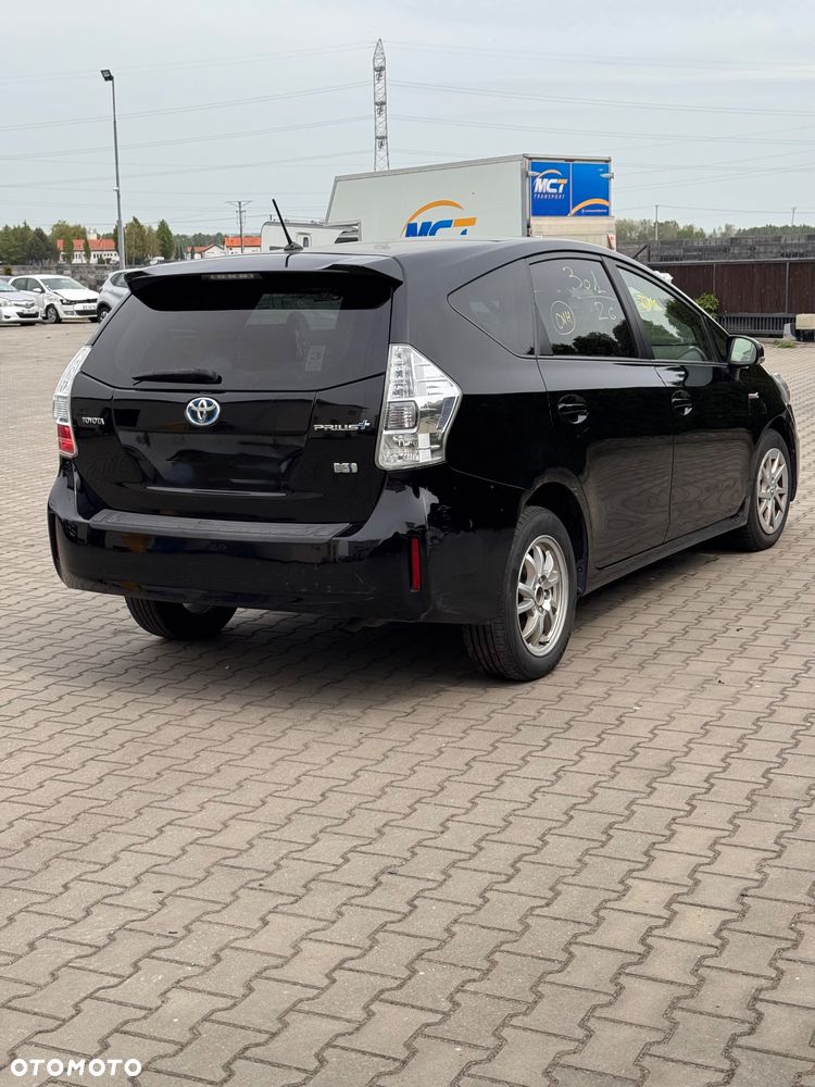 Toyota Prius+ (Hybrid) - 6
