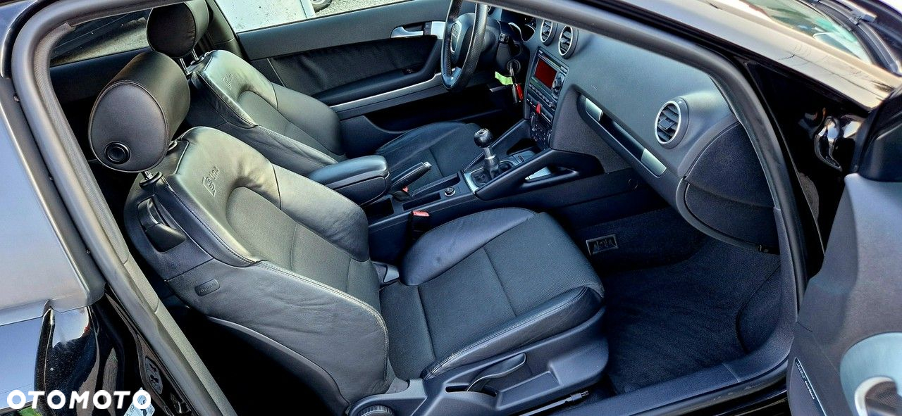 Audi A3 2.0 TDI S Line Sportpaket plus - 28