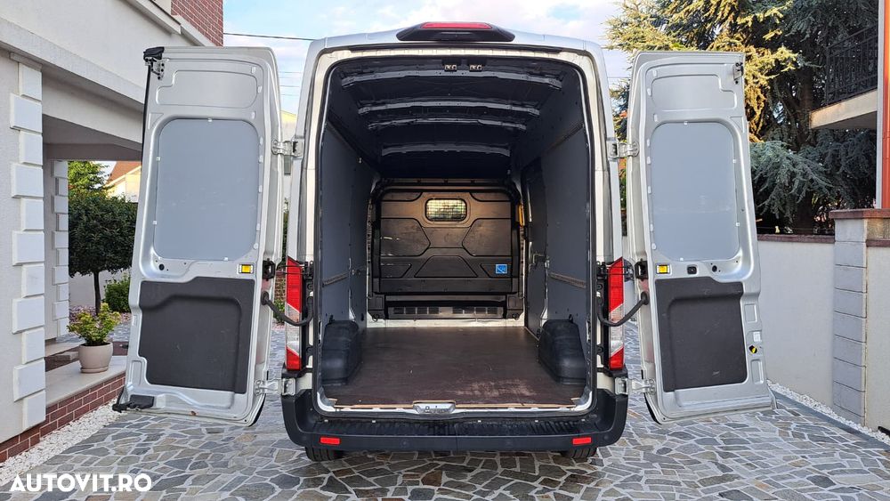 Ford Transit - 11