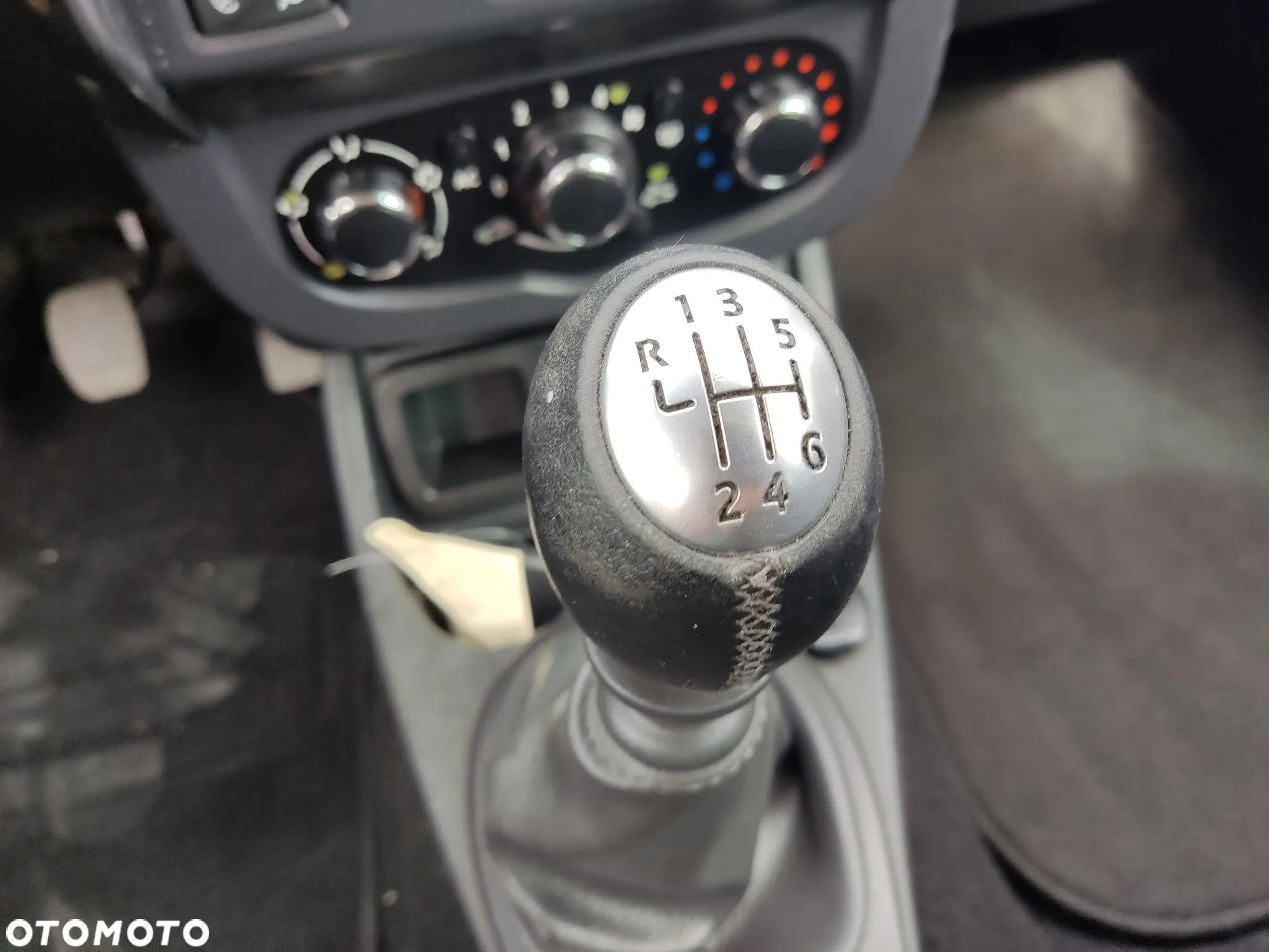 Dacia Duster 1.5 dCi Ambiance - 19