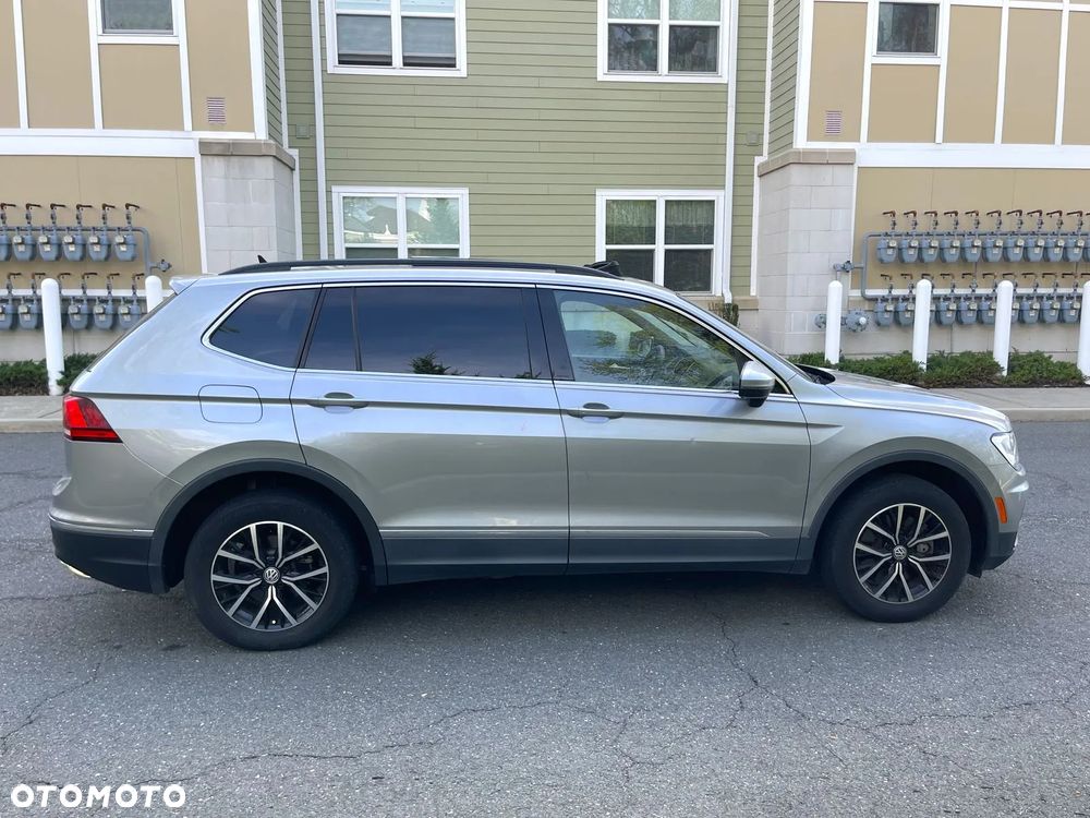 Volkswagen Tiguan - 5