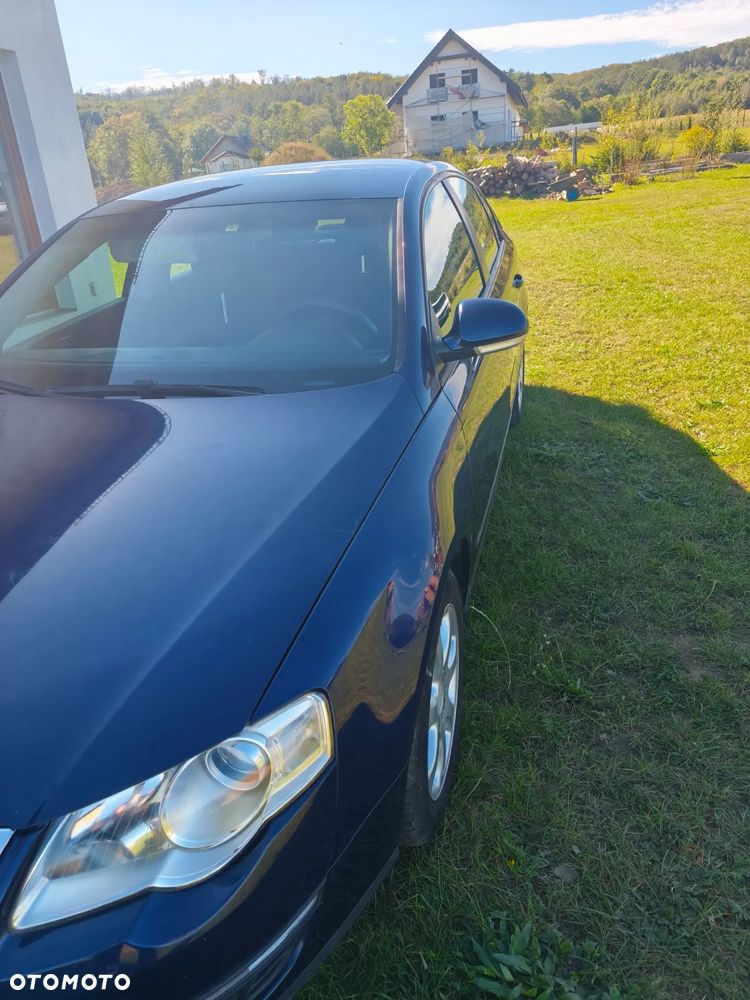 Volkswagen Passat 1.9 TDI Comfortline - 21