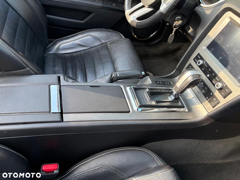 Ford Mustang 3.7 V6 Premium - 19