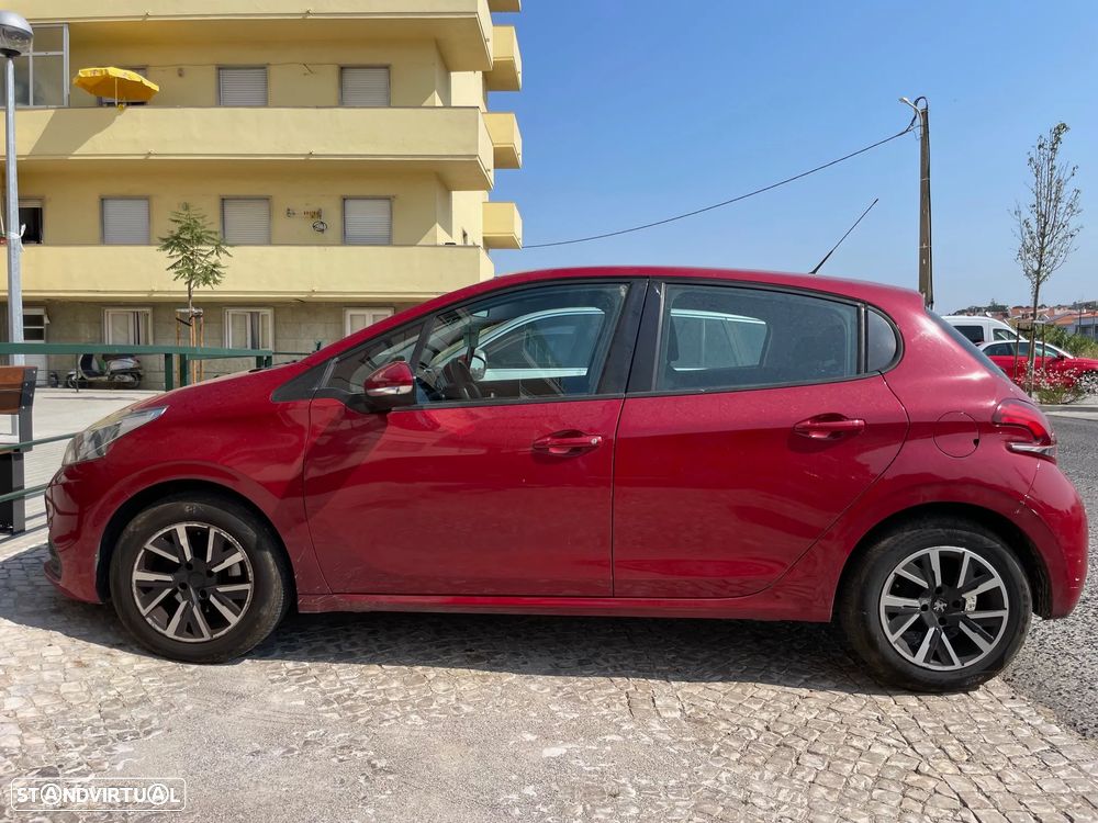 Peugeot 208 1.6 BlueHDi Style - 2