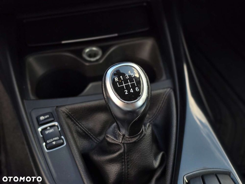 BMW Seria 1 - 37