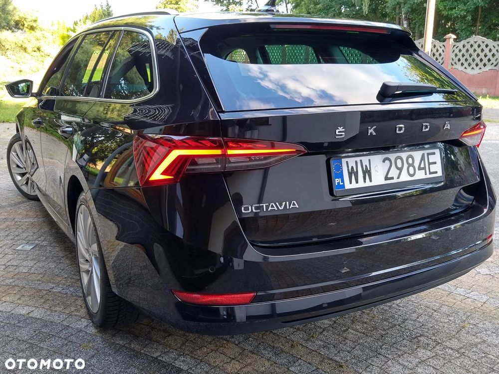 Skoda Octavia 2.0 TDI Style DSG - 1