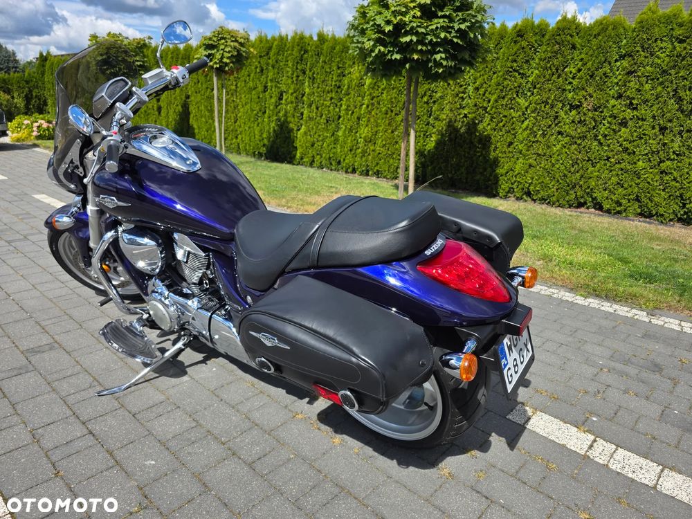 Suzuki Intruder - 3
