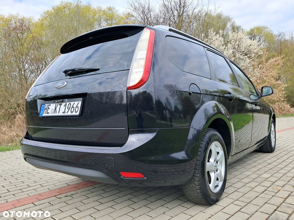 Ford Focus - 10