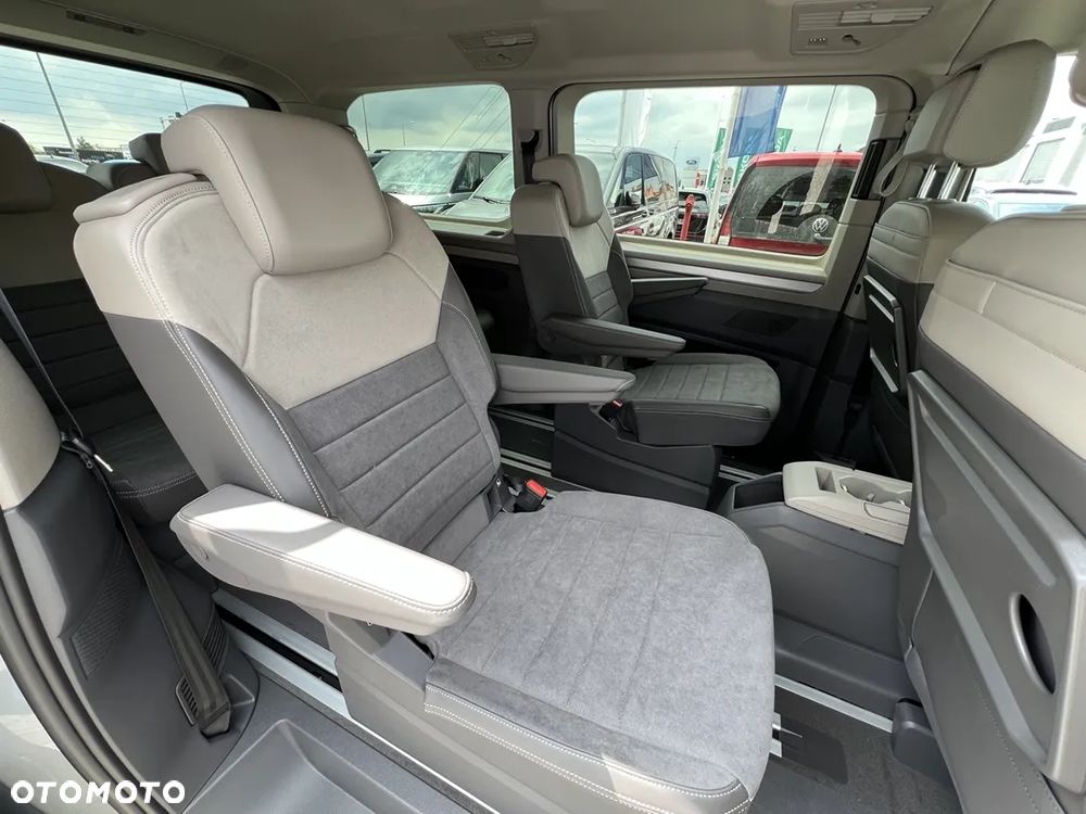 Volkswagen Multivan 2.0 TDI L2 Edition DSG - 16