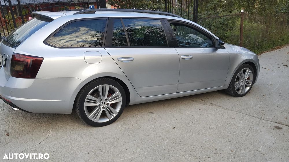 Skoda Octavia 2.0 TDI (Green tec) RS - 9