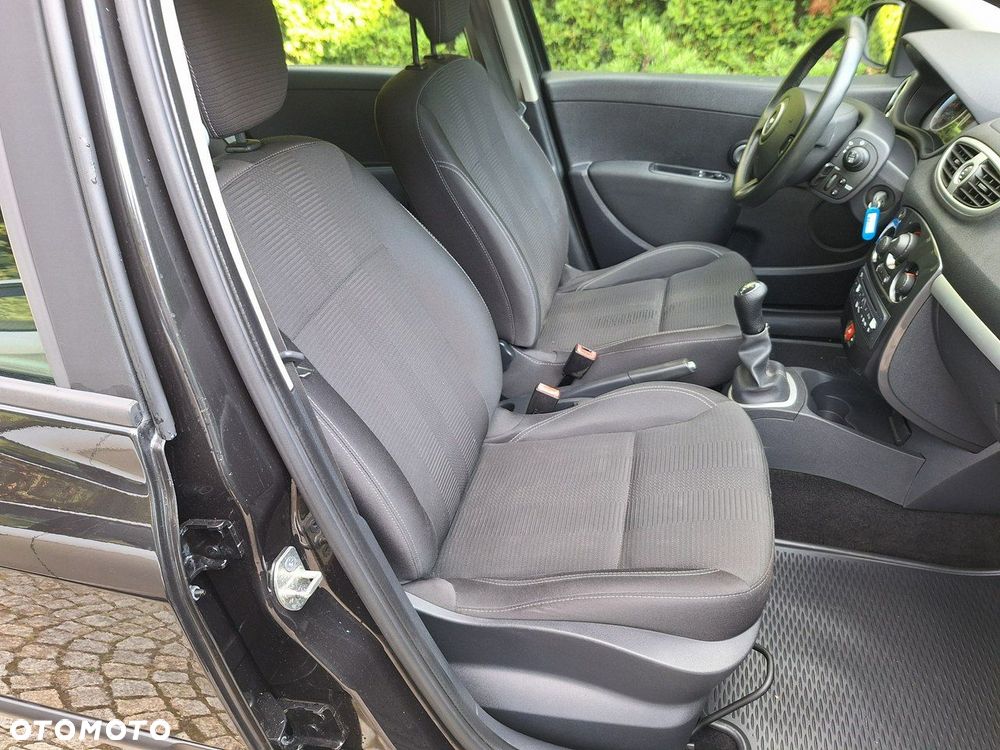 Renault Clio 1.2 16V 75 Dynamique - 16