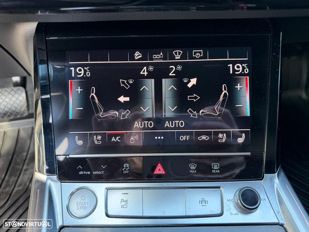 Audi e-tron 55 quattro S line - 29