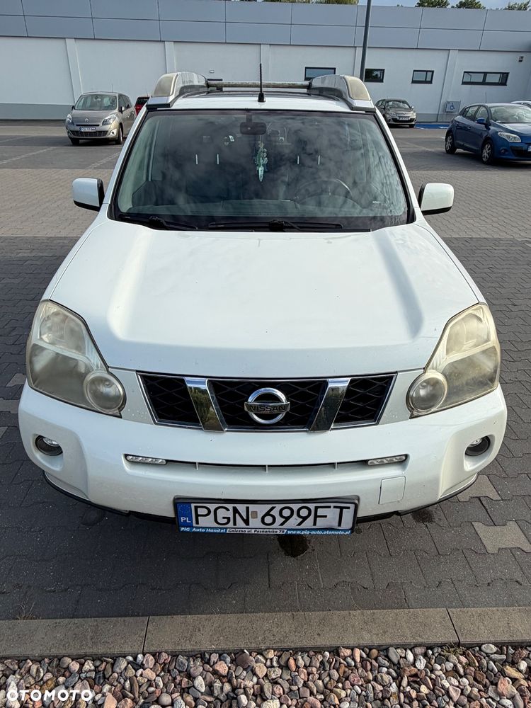Nissan X-Trail 2.0 dCi LE - 2