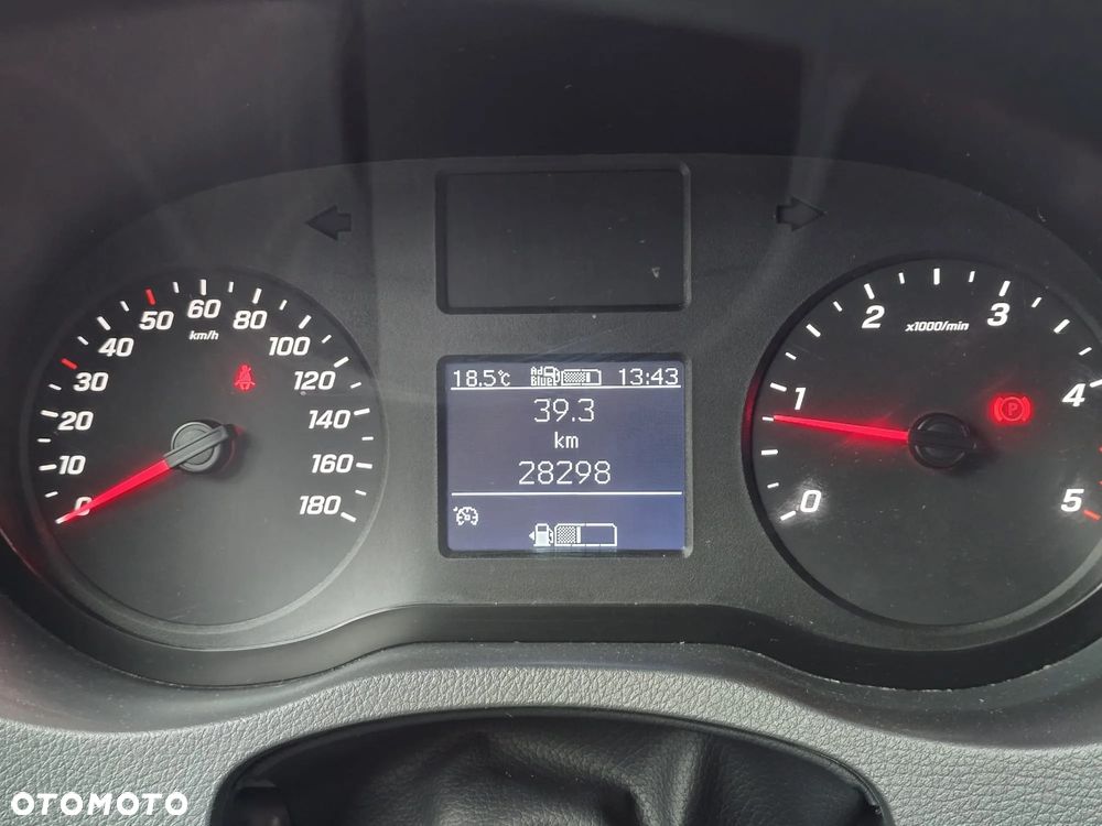 Mercedes-Benz Sprinter 317 - 8